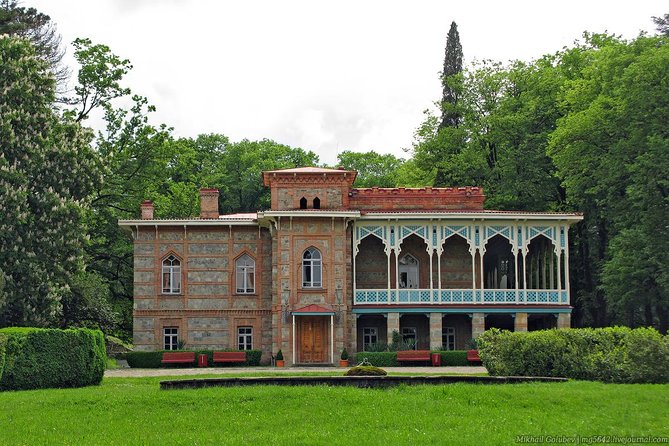 Full Day Tour in Sighnaghi Bodbe Tsinandali From Tbilisi - Good To Know