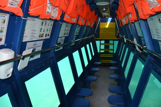 Glass Bottom Boat Cruise In Puerto Castillo - Good To Know