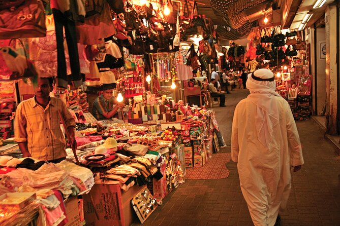 Half Day Walking Tour in Manama With Licensed Guide - Good To Know