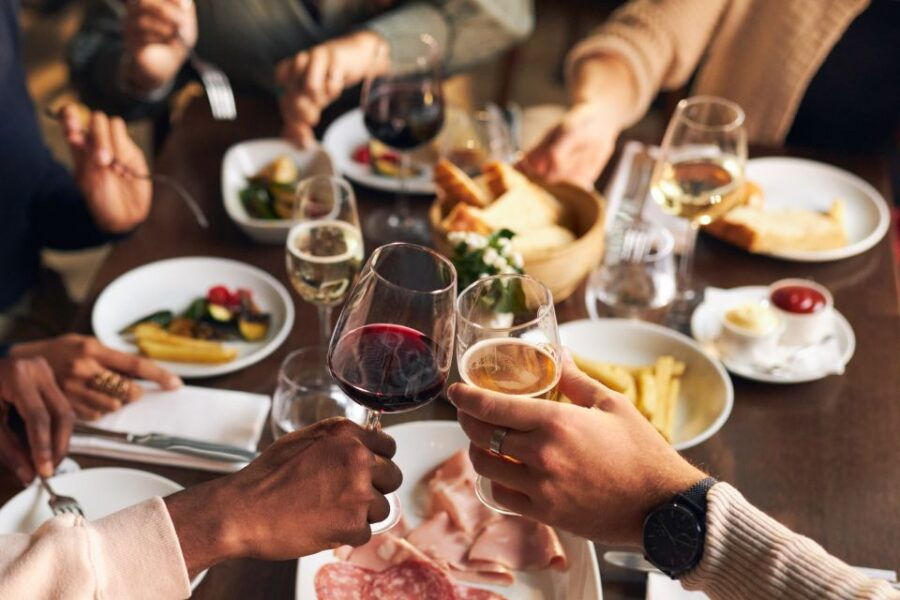 Happy Hour Drinks and Food Tour