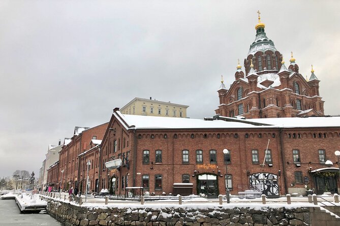 Helsinki: Katajanokka and Suomenlinna (Unesco Site) With Doro - Meeting Point