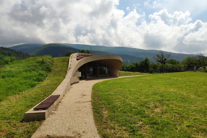 Horse Riding in the Valley of Roses in Thracian Spirit