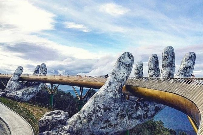 Hue-Golden Bridge-Hoi An/ Da Nang Car Transfer or Vice Versa - Good To Know