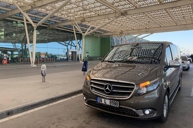 Izmir Airport - Kusadasi Private Transfer