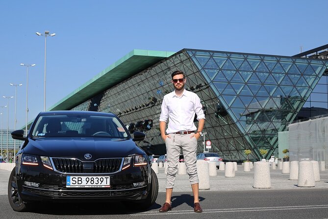 Krakow Private Transfer From the City to the Airport - Good To Know