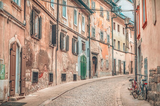 Ljubljana Scavenger Hunt and Best Landmarks Self-Guided Tour - Good To Know