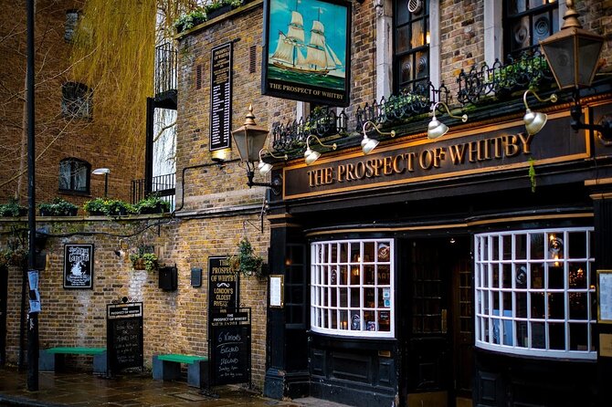 London Historic Pubs Tour - Tour Name and Location