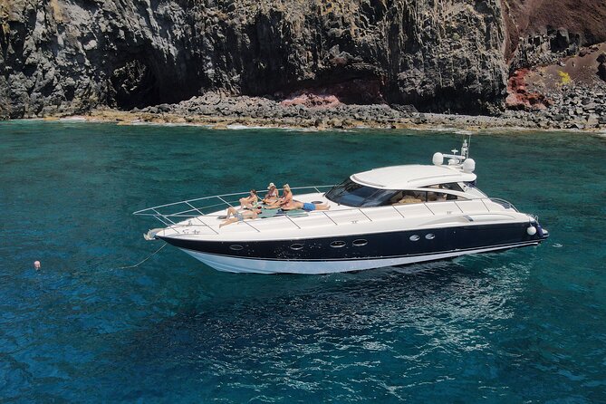 Luxury Yacht 4 Hours in Madeira - Location: Madeira, Portugal