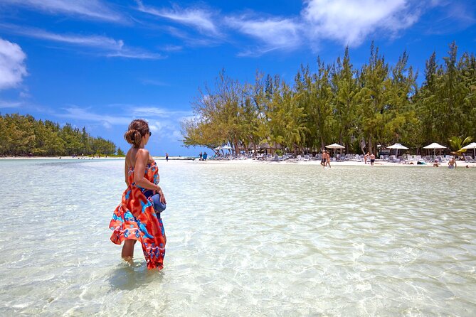 Mauritius Catamaran Cruise to Ile Aux Cerfs With BBQ Lunch - Participant Information
