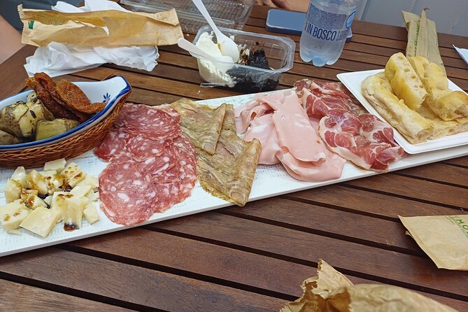 Modena Walking Food Tour With a Local