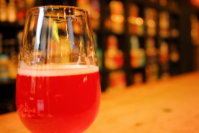 Montmartre Craft Beer Small-Group Historical Walking Tour