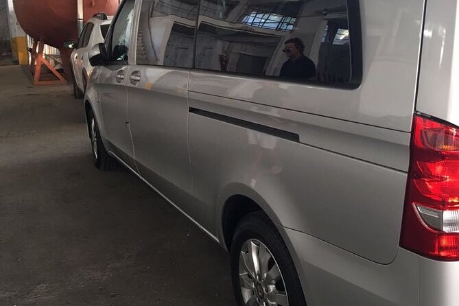 Naples to Amalfi With 2 Hrs Stop at Herculaneum or Vice Versa - Operational Details