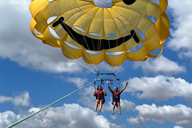 One Hour Parasailing Experience From Cala Millor - Good To Know