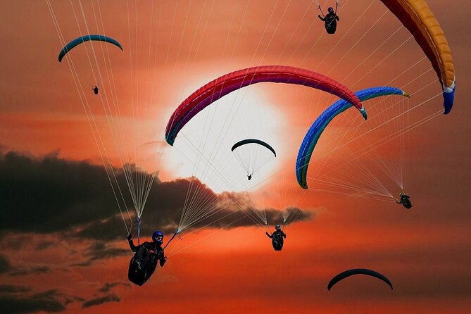 Paragliding for an Hour Above the Kik Plateau - Good To Know
