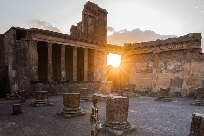 Pompeii: Entrance Ticket and Private Tour With a Historian