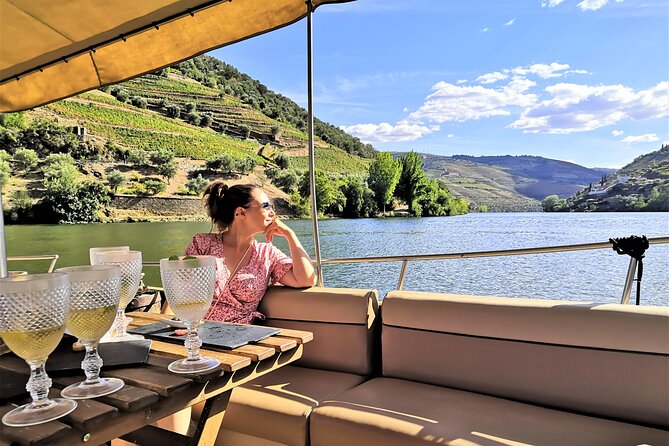 Porto: Private Tour Douro Valley/Winery SECXVIII /Boat/Lunch - Tour Highlights