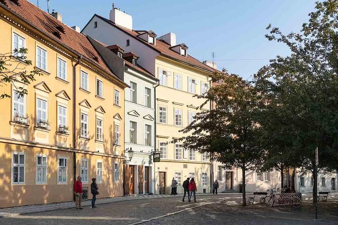 Prague: Combo 3h Tour by Segway and Escooter - Good To Know