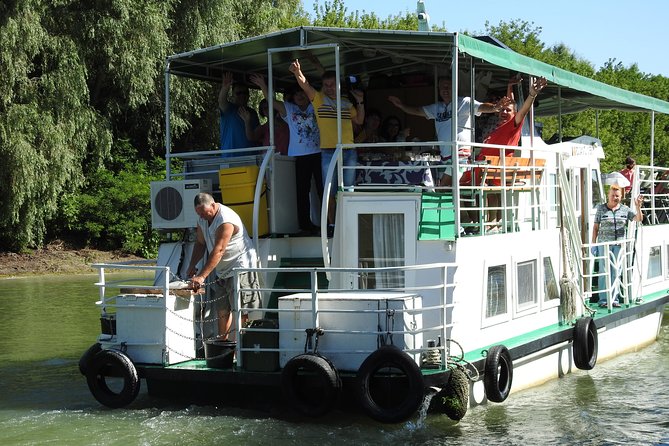Private 6-7h Classic Boat Tour