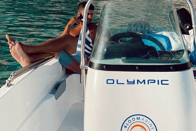 Private Boat Rental in Milos Bay