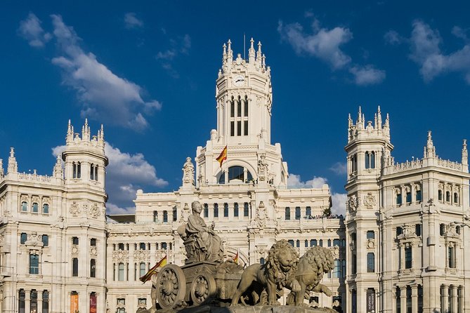 Private Car Transfer From Lisbon to Madrid With 2 Hours for Sightseeing - Good To Know