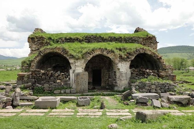 Private Day Trip From Yerevan to Saghmosavank, Dendropark, and Lori Fortress - Good To Know