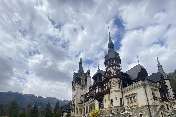 Private Day Trip to Peles Palace, Draculas Castle and Brasov - Good To Know