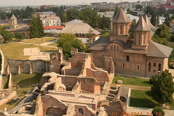 Private Draculas 13th Century Targoviste Royal Court Tour - Good To Know
