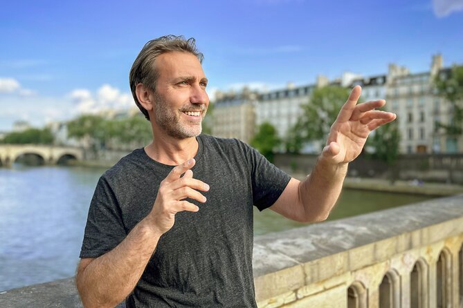 Private Paris Beginners Walk With Photos, Must-Sees, Gems, Tips - Good To Know