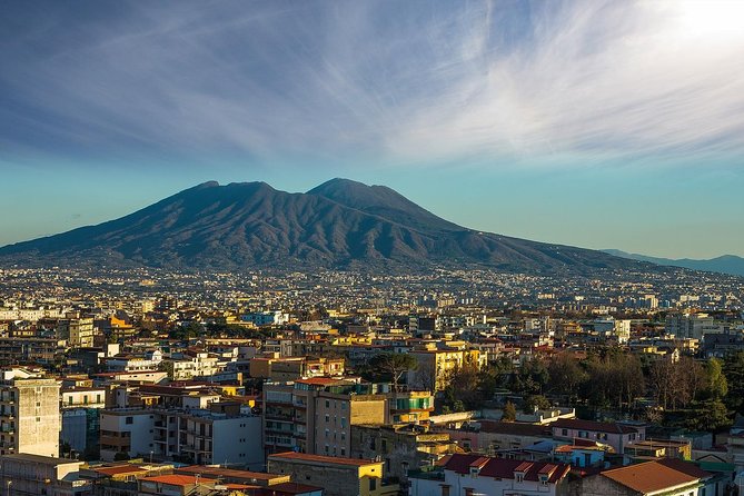 Private Transfer - Amalfi to Naples With 2h of Sightseeing: Vesuvius or Pompeii - Good To Know