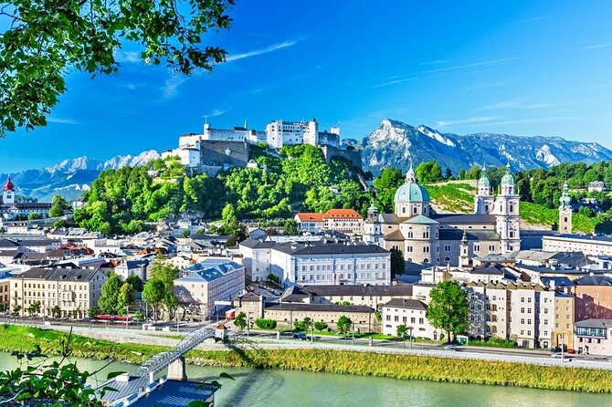 Private Transfer From Prague to Salzburg With 2h of Sightseeing, Local Driver