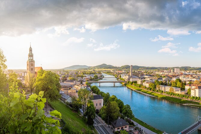 Private Transfer From Salzburg to Vienna 2h to Explore Local Highlights - Good To Know