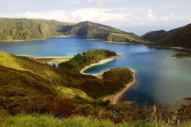 Private Walking Tour to Lagoa Do Fogo - Good To Know
