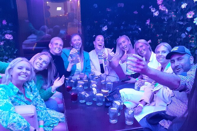 Pub and Club Crawl With the With 1 Hour Open Bar - Good To Know
