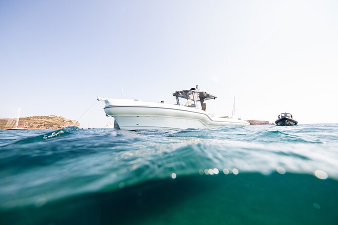 Rafnar 1200 Leisure T Top Charter From Athens - Included Amenities