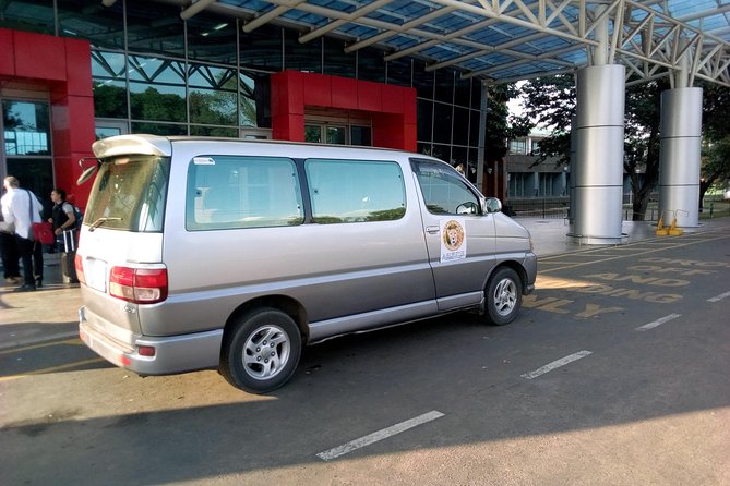 Return Livingstone Airport Shuttles