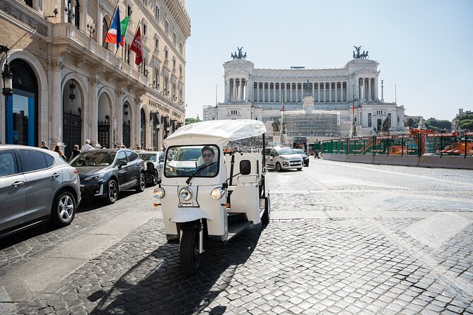 Rome Tuk-Tuk Tour: Hidden Gems With Sparkling Wine - Tour Highlights