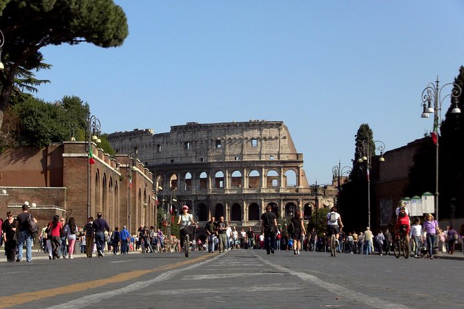Romes Top Squares and Fountains 4 Hour Tour With Driver From Your Rome Hotel - Good To Know