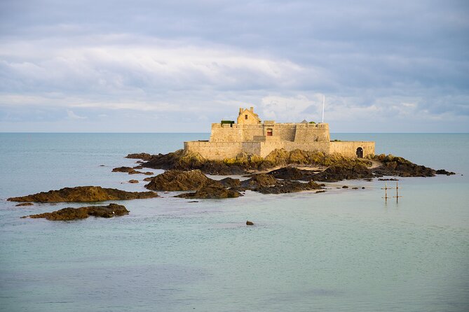 Saint Malo, Mont Saint Michel & Cancale 3 Days Trip From Paris - Accommodation and Dining Options