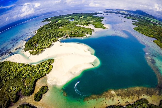 Shared EAST Cruise - Ile Aux Cerfs : Full Day Catamaran Cruise - Good To Know