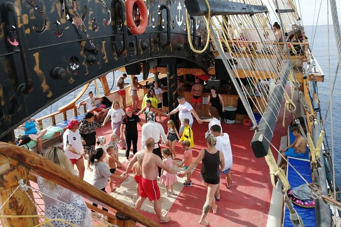 Side: Full Day Boat Trip With Lunch & Foam Party & Animation - Good To Know