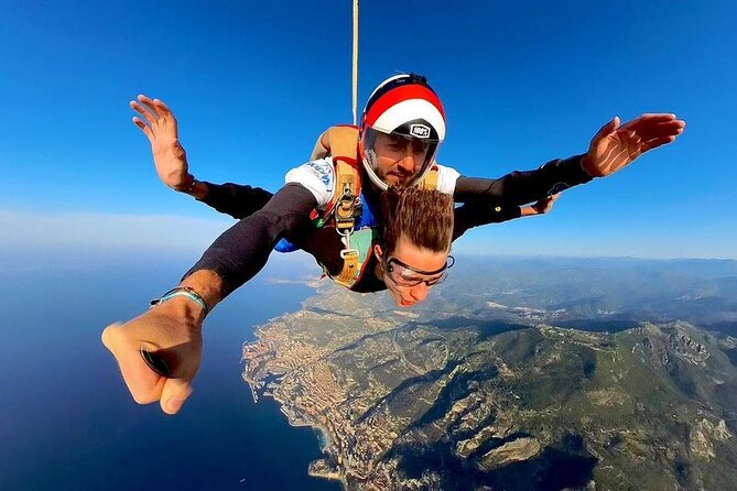 Skydive Adventure at Palm With Transfers Option - Participant Requirements and Restrictions