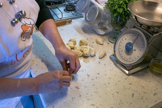 Small Group Market Tour and Cooking Class in Santa Teresa Di Gallura - Meeting and End Points