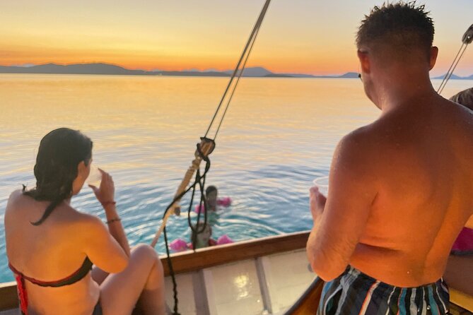 Sunset Tour on Vintage Sailing Ship to Tavolara. - Tour Overview