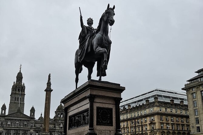 The Merchant City: A Self Guided Audio Tour of Glasgow - George Square