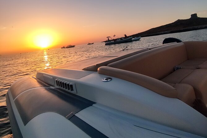 Tour in Luxurious Dinghy to Mondello and Isola Delle Femmine - Good To Know