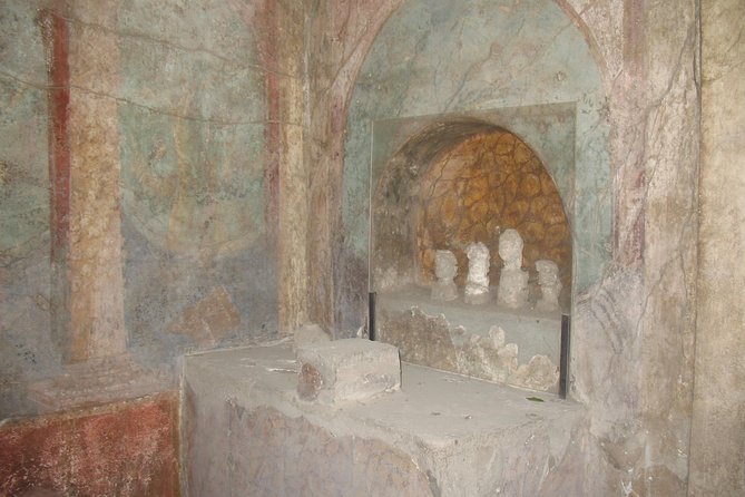 Transfer From Naples to Salerno With a 2hr Stop at Pompeii (1-8 Pax) - Good To Know