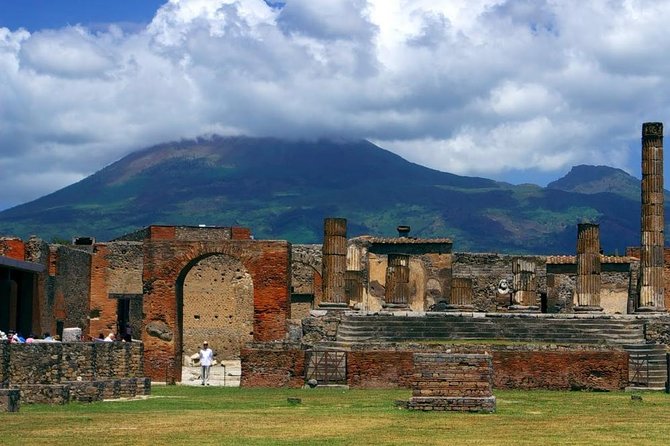 Transfer Naples to Amalfi Coast With Stop to Visit Pompeii Ruins - Good To Know