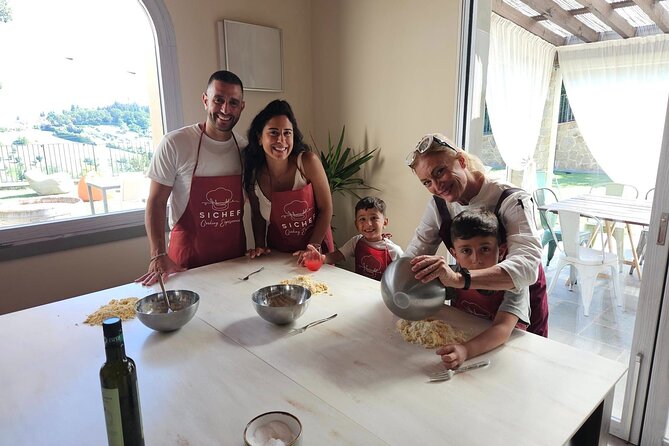 Truffle Hunting: Guided Tour and Pasta Cooking With Lunch - Meeting Point Information
