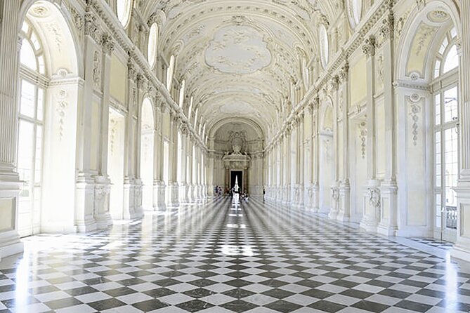 Turin: Reggia Di Venaria Guided Tour - Tour Highlights