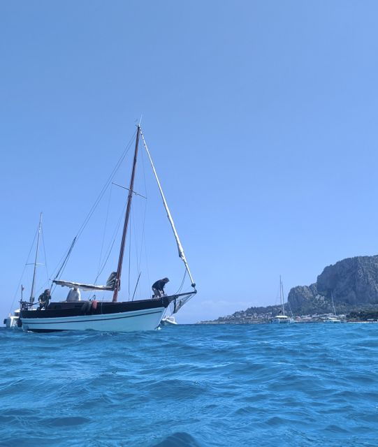 Vela Boheme ~ Vintage Sicilian Boat Tour